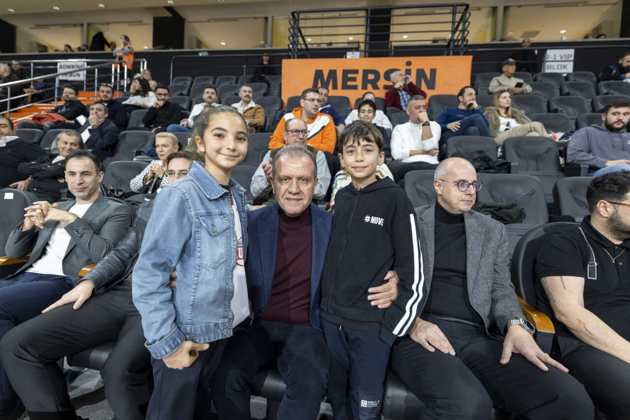 MSK evinde geri döndü, Manisa’yı 81-77 ile geçti 4